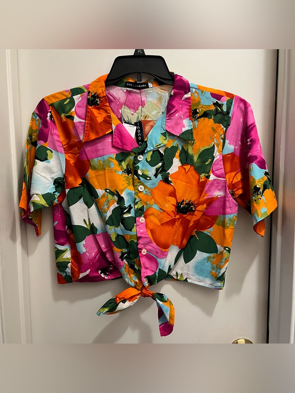 Floral polo crop top women's clothing read description